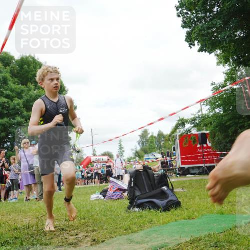 21.06.2026 - 29. Vierlanden-Triathlon LAZAROV Photography http://msf.ph/oto/9842564 21.06.2026 15:01:46 Schwimmen  meine-sportfotos.de