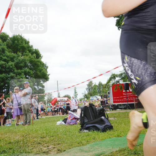 21.06.2026 - 29. Vierlanden-Triathlon LAZAROV Photography http://msf.ph/oto/9842566 21.06.2026 15:01:47 Schwimmen  meine-sportfotos.de