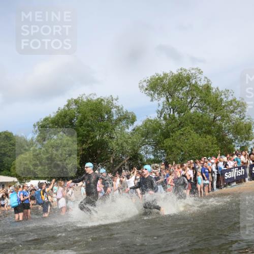 21.06.2026 - Viking Triathlon Michael Strokosch http://msf.ph/oto/9842582 21.06.2026 10:03:59 Schwimmen 122, 195, 197, 266, 268, 279, 333, 384, 460, 531, 552, 554, 608, 645, 654 meine-sportfotos.de