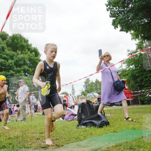 21.06.2026 - 29. Vierlanden-Triathlon LAZAROV Photography http://msf.ph/oto/9842587 21.06.2026 15:02:08 Schwimmen  meine-sportfotos.de
