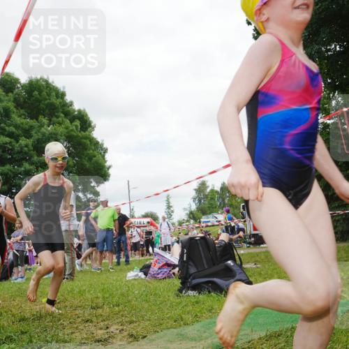 21.06.2026 - 29. Vierlanden-Triathlon LAZAROV Photography http://msf.ph/oto/9842611 21.06.2026 15:02:40 Schwimmen  meine-sportfotos.de