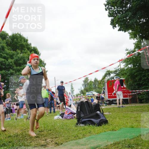 21.06.2026 - 29. Vierlanden-Triathlon LAZAROV Photography http://msf.ph/oto/9842628 21.06.2026 15:02:42 Schwimmen  meine-sportfotos.de