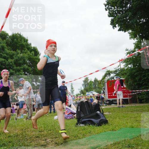 21.06.2026 - 29. Vierlanden-Triathlon LAZAROV Photography http://msf.ph/oto/9842630 21.06.2026 15:02:42 Schwimmen  meine-sportfotos.de