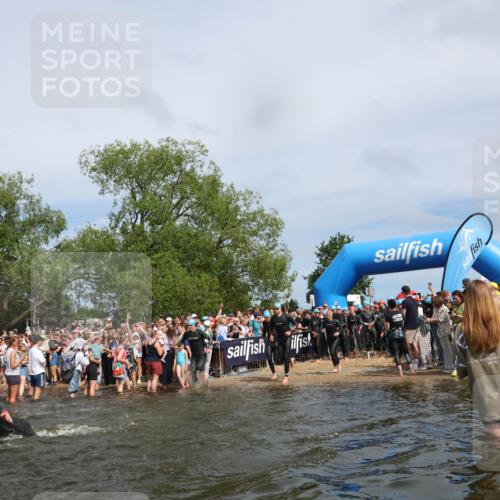 21.06.2026 - Viking Triathlon Michael Strokosch http://msf.ph/oto/9842649 21.06.2026 10:04:11 Schwimmen 195, 197, 227, 239, 243, 269, 279, 333, 377, 397, 400, 496, 526, 654, 666 meine-sportfotos.de