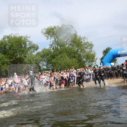 21.06.2026 - Viking Triathlon Michael Strokosch http://msf.ph/oto/9842692 21.06.2026 10:04:27 Schwimmen 96, 125, 132, 179, 205, 213, 241, 256, 398, 411, 465, 590, 602, 614, 658 meine-sportfotos.de