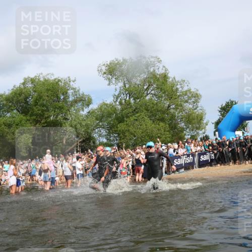 21.06.2026 - Viking Triathlon Michael Strokosch http://msf.ph/oto/9842698 21.06.2026 10:04:29 Schwimmen 125, 132, 167, 179, 241, 358, 398, 425, 465, 473, 590, 602, 614, 647, 658 meine-sportfotos.de
