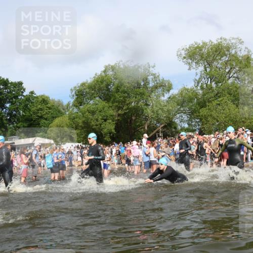 21.06.2026 - Viking Triathlon Michael Strokosch http://msf.ph/oto/9842738 21.06.2026 10:04:44 Schwimmen 22, 34, 44, 63, 150, 175, 231, 232, 247, 286, 349, 351, 355, 484, 511 meine-sportfotos.de