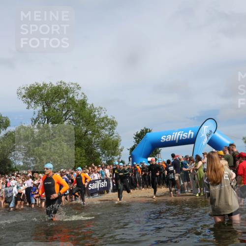 21.06.2026 - Viking Triathlon Michael Strokosch http://msf.ph/oto/9842830 21.06.2026 10:05:17 Schwimmen 33, 165, 198, 211, 296, 301, 341, 370, 472, 493, 519, 562, 601, 617, 632 meine-sportfotos.de