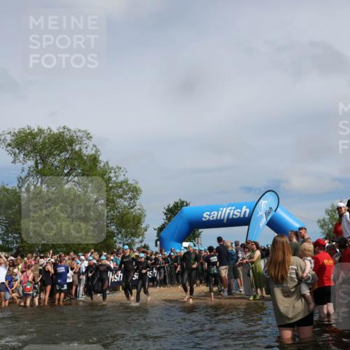 21.06.2026 - Viking Triathlon Michael Strokosch http://msf.ph/oto/9842914 21.06.2026 10:05:52 Schwimmen 45, 78, 156, 160, 183, 193, 282, 316, 393, 498, 505, 528, 563, 567, 578 meine-sportfotos.de