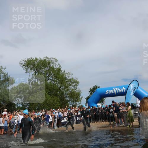 21.06.2026 - Viking Triathlon Michael Strokosch http://msf.ph/oto/9842948 21.06.2026 10:06:03 Schwimmen 91, 93, 147, 156, 173, 185, 259, 261, 273, 282, 405, 443, 498, 505, 563 meine-sportfotos.de