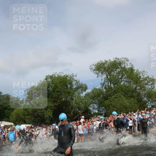 21.06.2026 - Viking Triathlon Michael Strokosch http://msf.ph/oto/9842953 21.06.2026 10:06:05 Schwimmen 91, 93, 147, 153, 162, 173, 185, 259, 261, 273, 368, 405, 443, 479, 541 meine-sportfotos.de
