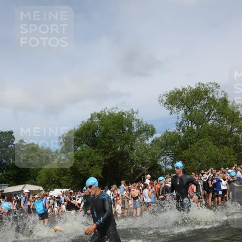 21.06.2026 - Viking Triathlon Michael Strokosch http://msf.ph/oto/9842954 21.06.2026 10:06:05 Schwimmen 91, 93, 147, 153, 162, 173, 185, 259, 261, 273, 368, 405, 443, 479, 541 meine-sportfotos.de