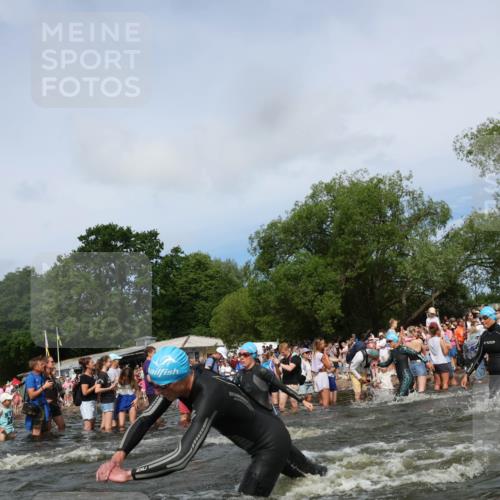 21.06.2026 - Viking Triathlon Michael Strokosch http://msf.ph/oto/9842977 21.06.2026 10:06:13 Schwimmen 41, 147, 153, 162, 173, 185, 190, 248, 273, 312, 368, 378, 405, 479, 541, 550 meine-sportfotos.de