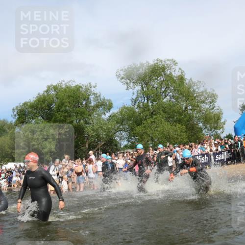 21.06.2026 - Viking Triathlon Michael Strokosch http://msf.ph/oto/9843002 21.06.2026 10:06:23 Schwimmen 41, 72, 85, 184, 190, 212, 248, 274, 312, 378, 415, 489, 522, 533, 539, 550, 577, 603 meine-sportfotos.de