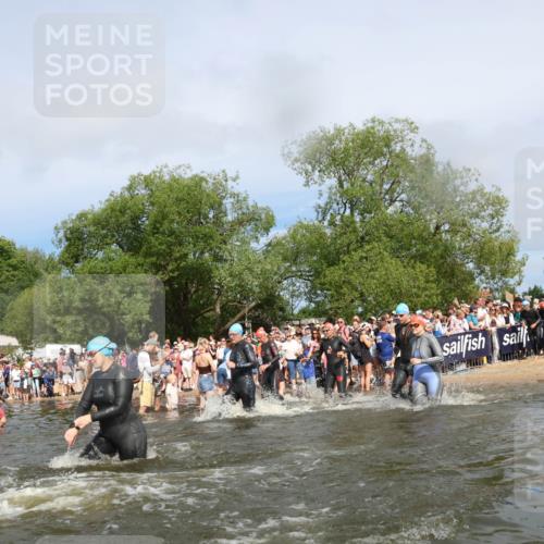 21.06.2026 - Viking Triathlon Michael Strokosch http://msf.ph/oto/9843057 21.06.2026 10:06:44 Schwimmen 138, 166, 206, 245, 260, 310, 321, 326, 429, 444, 464, 495, 618, 638, 641 meine-sportfotos.de