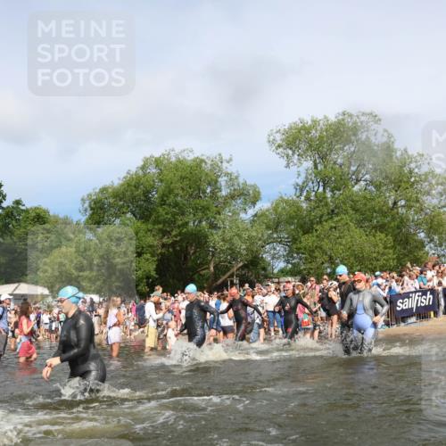 21.06.2026 - Viking Triathlon Michael Strokosch http://msf.ph/oto/9843058 21.06.2026 10:06:45 Schwimmen 138, 166, 206, 245, 260, 310, 321, 326, 429, 444, 464, 495, 618, 638, 641 meine-sportfotos.de