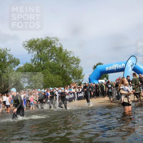21.06.2026 - Viking Triathlon Michael Strokosch http://msf.ph/oto/9843119 21.06.2026 10:07:08 Schwimmen 37, 60, 69, 94, 116, 123, 135, 289, 307, 314, 329, 345, 369, 390, 470, 523, 555, 574, 662 meine-sportfotos.de