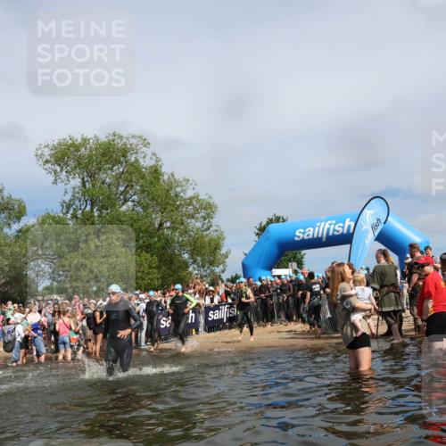 21.06.2026 - Viking Triathlon Michael Strokosch http://msf.ph/oto/9843126 21.06.2026 10:07:11 Schwimmen 37, 69, 116, 135, 289, 307, 329, 369, 390, 470, 483, 523, 555, 574, 662 meine-sportfotos.de