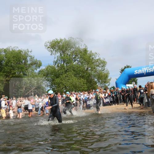 21.06.2026 - Viking Triathlon Michael Strokosch http://msf.ph/oto/9843129 21.06.2026 10:07:12 Schwimmen 37, 69, 116, 135, 289, 307, 329, 369, 390, 470, 483, 523, 555, 574, 662 meine-sportfotos.de