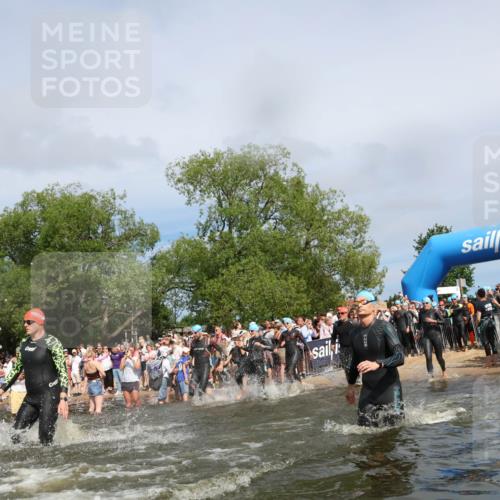 21.06.2026 - Viking Triathlon Michael Strokosch http://msf.ph/oto/9843178 21.06.2026 10:07:33 Schwimmen 24, 76, 107, 158, 164, 253, 258, 275, 306, 313, 346, 366, 403, 510, 540, 605, 624, 628, 659 meine-sportfotos.de