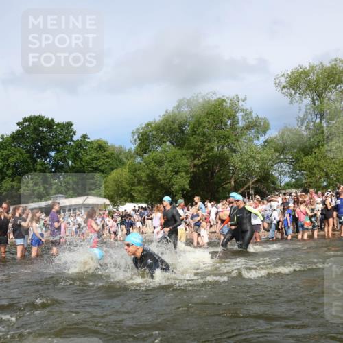 21.06.2026 - Viking Triathlon Michael Strokosch http://msf.ph/oto/9843201 21.06.2026 10:07:41 Schwimmen 24, 36, 66, 81, 164, 258, 275, 306, 313, 346, 363, 366, 374, 448, 628 meine-sportfotos.de