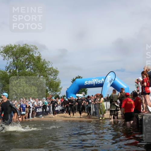 21.06.2026 - Viking Triathlon Michael Strokosch http://msf.ph/oto/9843224 21.06.2026 10:07:51 Schwimmen 36, 81, 97, 124, 217, 295, 298, 363, 374, 388, 413, 448, 494, 622, 630 meine-sportfotos.de