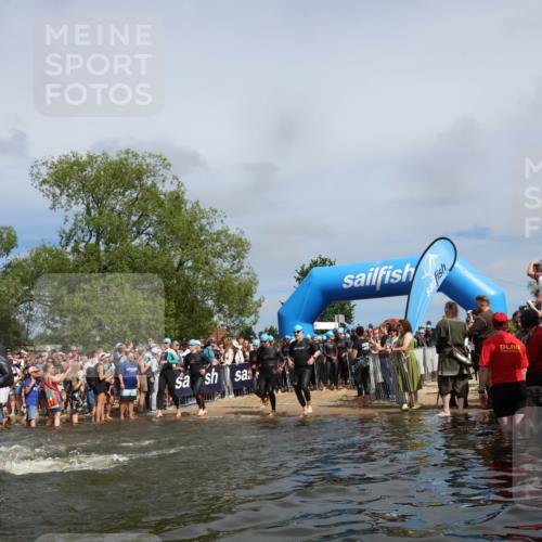 21.06.2026 - Viking Triathlon Michael Strokosch http://msf.ph/oto/9843226 21.06.2026 10:07:52 Schwimmen 36, 81, 97, 124, 217, 295, 298, 363, 374, 388, 413, 448, 494, 622, 630 meine-sportfotos.de