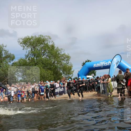 21.06.2026 - Viking Triathlon Michael Strokosch http://msf.ph/oto/9843227 21.06.2026 10:07:52 Schwimmen 36, 81, 97, 124, 217, 295, 298, 363, 374, 388, 413, 448, 494, 622, 630 meine-sportfotos.de