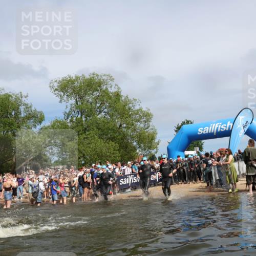 21.06.2026 - Viking Triathlon Michael Strokosch http://msf.ph/oto/9843228 21.06.2026 10:07:52 Schwimmen 36, 81, 97, 124, 217, 295, 298, 363, 374, 388, 413, 448, 494, 622, 630 meine-sportfotos.de