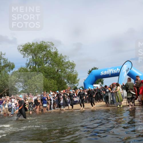 21.06.2026 - Viking Triathlon Michael Strokosch http://msf.ph/oto/9843237 21.06.2026 10:07:57 Schwimmen 57, 97, 124, 178, 217, 257, 295, 298, 388, 413, 494, 534, 622, 630, 635 meine-sportfotos.de