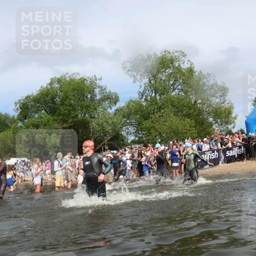 21.06.2026 - Viking Triathlon Michael Strokosch http://msf.ph/oto/9843260 21.06.2026 10:08:05 Schwimmen 57, 59, 71, 172, 178, 182, 257, 382, 424, 427, 433, 534, 607, 635, 642 meine-sportfotos.de