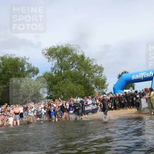 21.06.2026 - Viking Triathlon Michael Strokosch http://msf.ph/oto/9843267 21.06.2026 10:08:09 Schwimmen 59, 71, 172, 182, 382, 421, 424, 427, 433, 434, 607, 642 meine-sportfotos.de