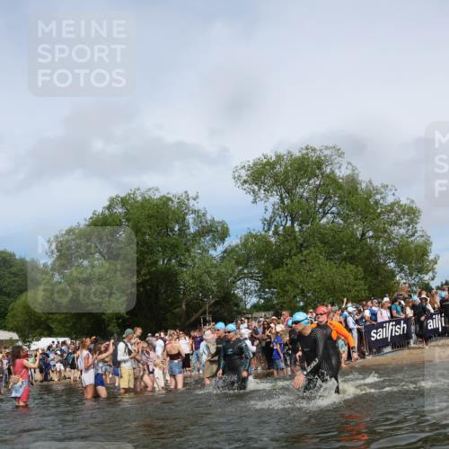 21.06.2026 - Viking Triathlon Michael Strokosch http://msf.ph/oto/9843274 21.06.2026 10:08:11 Schwimmen 59, 71, 101, 172, 182, 283, 335, 382, 421, 424, 427, 433, 434, 607, 642 meine-sportfotos.de