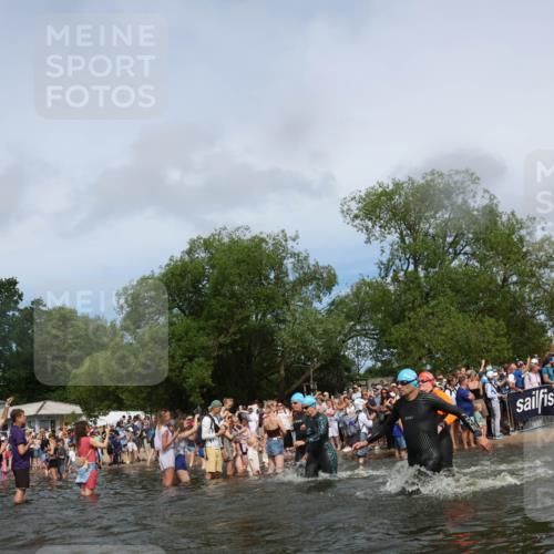 21.06.2026 - Viking Triathlon Michael Strokosch http://msf.ph/oto/9843275 21.06.2026 10:08:12 Schwimmen 59, 71, 101, 172, 182, 283, 335, 382, 421, 424, 427, 433, 434, 607, 642 meine-sportfotos.de