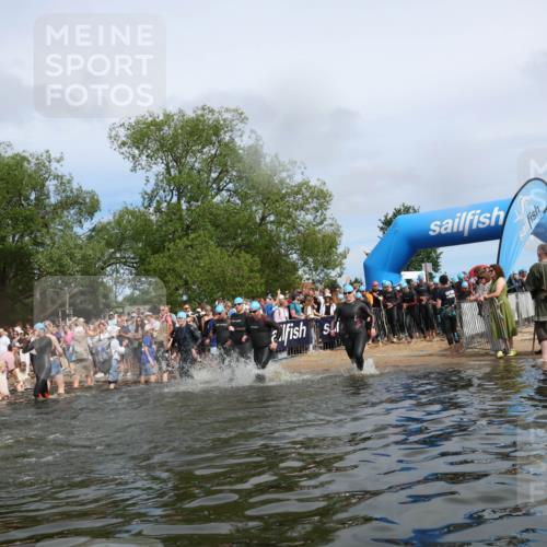 21.06.2026 - Viking Triathlon Michael Strokosch http://msf.ph/oto/9843280 21.06.2026 10:08:14 Schwimmen 59, 101, 172, 182, 223, 250, 283, 335, 382, 416, 421, 427, 433, 434, 463, 564, 642 meine-sportfotos.de