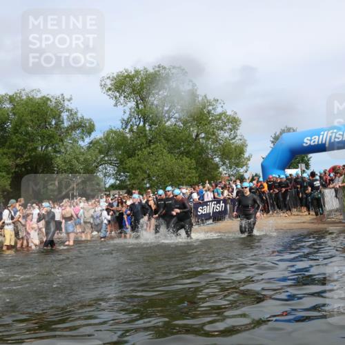 21.06.2026 - Viking Triathlon Michael Strokosch http://msf.ph/oto/9843281 21.06.2026 10:08:14 Schwimmen 59, 101, 172, 182, 223, 250, 283, 335, 382, 416, 421, 427, 433, 434, 463, 564, 642 meine-sportfotos.de