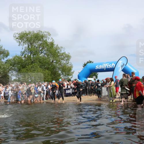 21.06.2026 - Viking Triathlon Michael Strokosch http://msf.ph/oto/9843297 21.06.2026 10:08:22 Schwimmen 101, 133, 192, 222, 223, 250, 283, 335, 354, 375, 416, 421, 434, 463, 564 meine-sportfotos.de