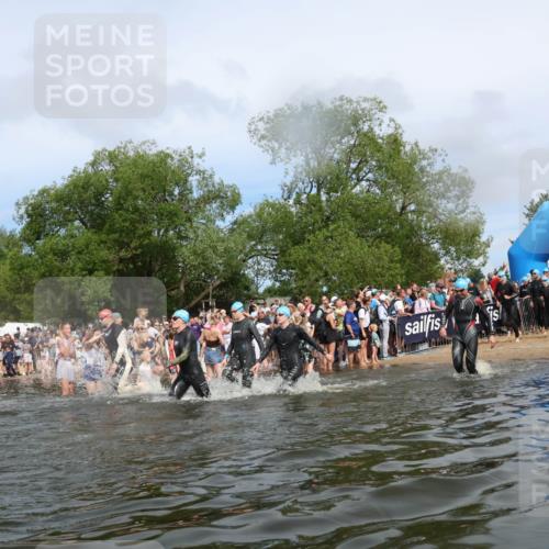 21.06.2026 - Viking Triathlon Michael Strokosch http://msf.ph/oto/9843320 21.06.2026 10:08:31 Schwimmen 48, 133, 168, 192, 207, 222, 254, 317, 322, 354, 375, 376, 571, 613, 629 meine-sportfotos.de