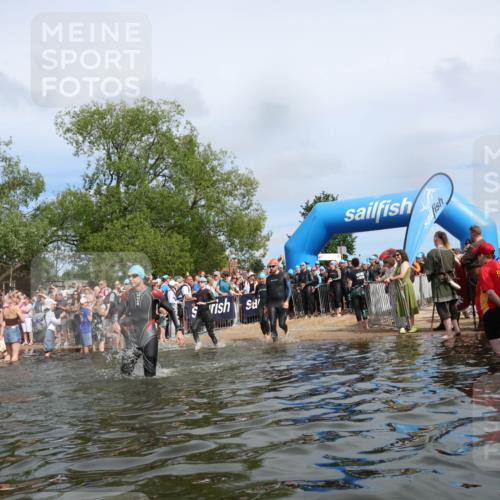 21.06.2026 - Viking Triathlon Michael Strokosch http://msf.ph/oto/9843326 21.06.2026 10:08:33 Schwimmen 48, 133, 168, 192, 207, 222, 254, 317, 322, 354, 375, 376, 571, 613, 629 meine-sportfotos.de