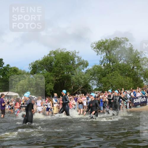 21.06.2026 - Viking Triathlon Michael Strokosch http://msf.ph/oto/9843345 21.06.2026 10:08:40 Schwimmen 75, 92, 105, 203, 207, 254, 322, 324, 365, 376, 409, 476, 549, 629, 661 meine-sportfotos.de