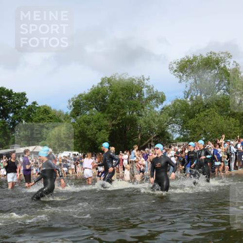21.06.2026 - Viking Triathlon Michael Strokosch http://msf.ph/oto/9843346 21.06.2026 10:08:41 Schwimmen 75, 92, 105, 203, 207, 254, 322, 324, 365, 376, 409, 476, 549, 629, 661 meine-sportfotos.de