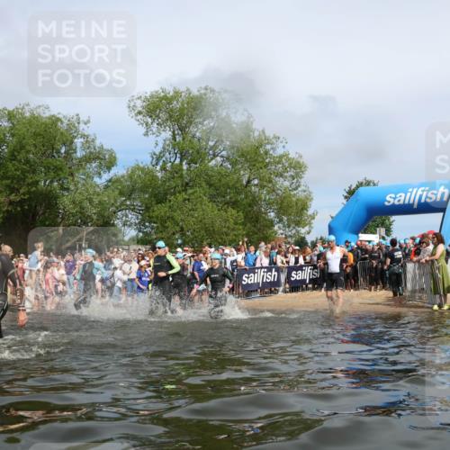 21.06.2026 - Viking Triathlon Michael Strokosch http://msf.ph/oto/9843366 21.06.2026 10:08:49 Schwimmen 40, 92, 105, 139, 181, 196, 224, 237, 272, 365, 389, 409, 476, 566, 661 meine-sportfotos.de