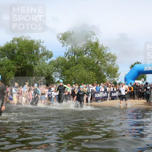 21.06.2026 - Viking Triathlon Michael Strokosch http://msf.ph/oto/9843367 21.06.2026 10:08:49 Schwimmen 40, 92, 105, 139, 181, 196, 224, 237, 272, 365, 389, 409, 476, 566, 661 meine-sportfotos.de