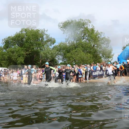 21.06.2026 - Viking Triathlon Michael Strokosch http://msf.ph/oto/9843369 21.06.2026 10:08:50 Schwimmen 40, 105, 139, 181, 196, 224, 237, 272, 344, 365, 389, 409, 476, 566, 661 meine-sportfotos.de