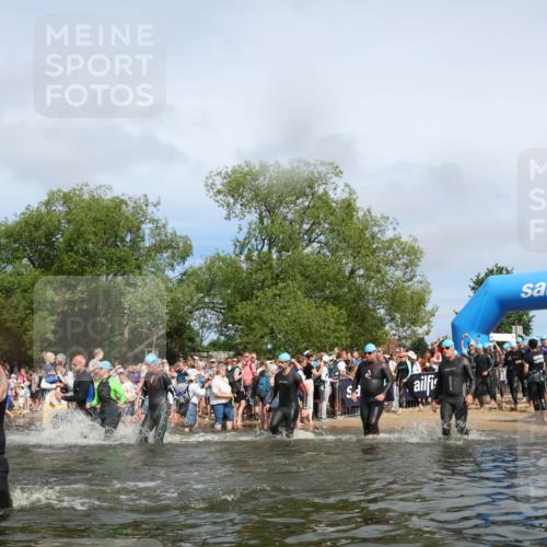 21.06.2026 - Viking Triathlon Michael Strokosch http://msf.ph/oto/9843429 21.06.2026 10:09:15 Schwimmen 127, 141, 155, 347, 385, 431, 502, 504, 529, 532, 538, 561, 639, 646, 670 meine-sportfotos.de