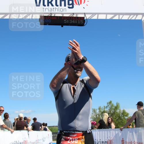 21.06.2026 - Viking Triathlon Markus Tischler http://msf.ph/oto/9843581 21.06.2026 15:37:29 Ziel 208 meine-sportfotos.de