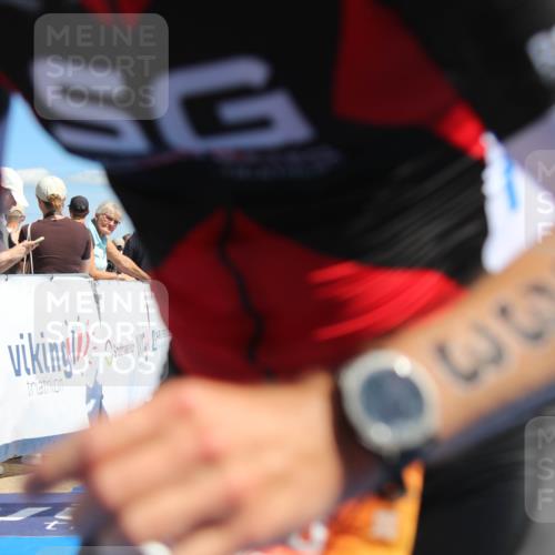 21.06.2026 - Viking Triathlon Markus Tischler http://msf.ph/oto/9843649 21.06.2026 15:40:28 Ziel 395, 400, 533 meine-sportfotos.de