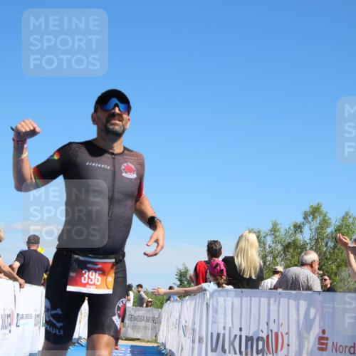 21.06.2026 - Viking Triathlon Markus Tischler http://msf.ph/oto/9843651 21.06.2026 15:40:29 Ziel 395, 400, 533 meine-sportfotos.de