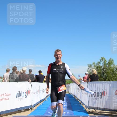 21.06.2026 - Viking Triathlon Markus Tischler http://msf.ph/oto/9843730 21.06.2026 15:42:37 Ziel 300, 341 meine-sportfotos.de