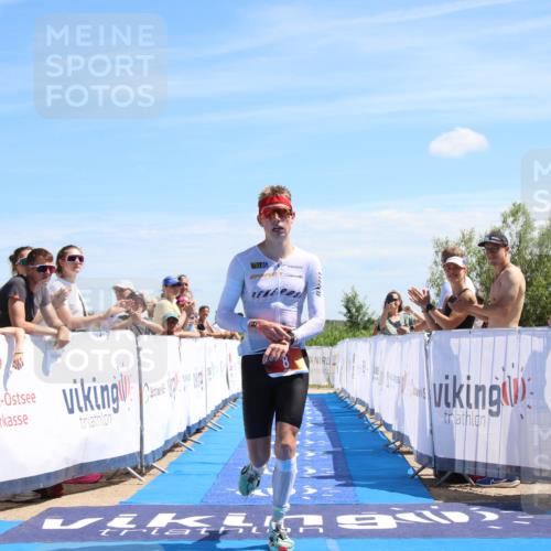 21.06.2026 - Viking Triathlon Markus Tischler http://msf.ph/oto/9844715 21.06.2026 14:02:03 Ziel 8 meine-sportfotos.de
